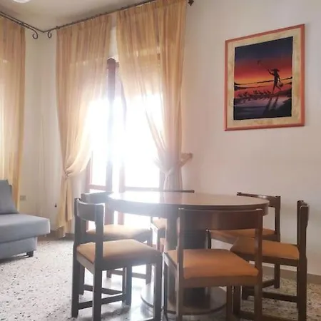 Casa Leda - A Due Passi Dal Mare Lägenhet *