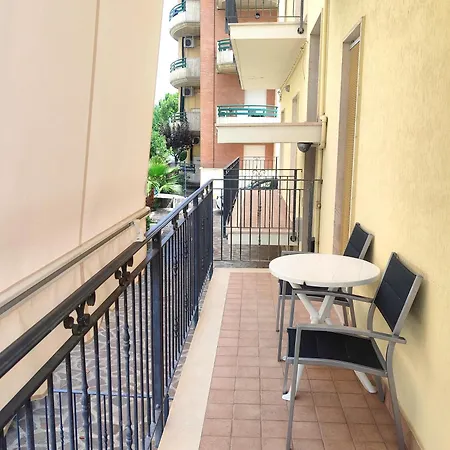 Casa Leda - A Due Passi Dal Mare *